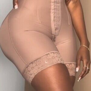 XL Stagmi SMI7143 Faja Girdle Reduces Tummy & Thighs Shapes Butt BBL $175 NEW!